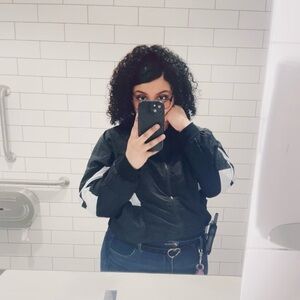 Meet your Posher, Kellie